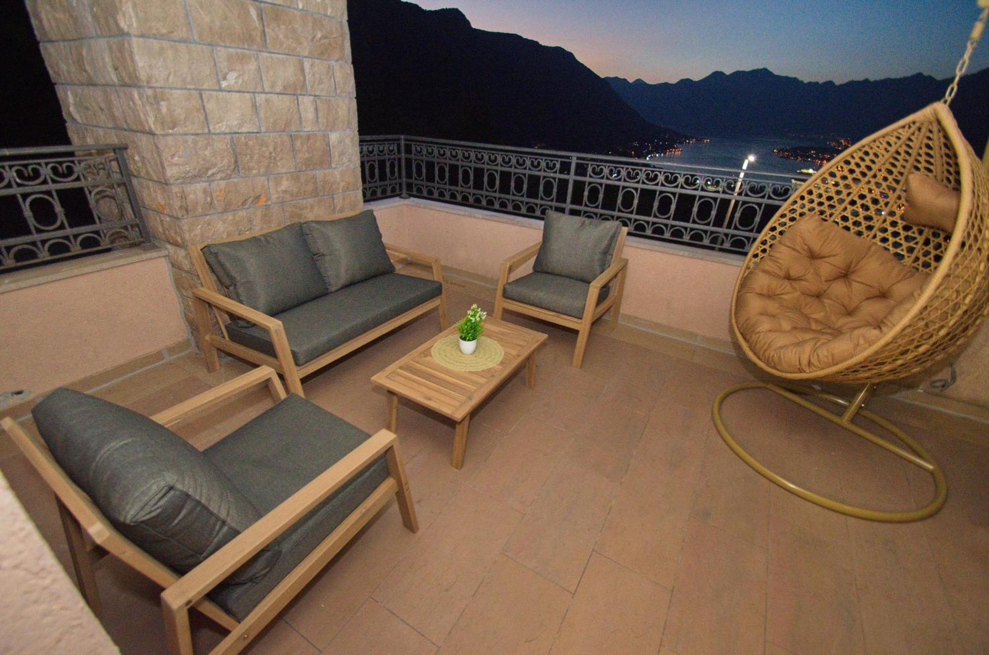 Boka Devine Residence Kotor Exteriör bild