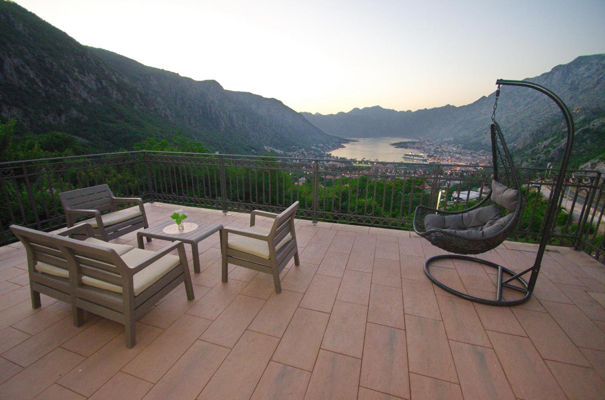 Boka Devine Residence Kotor Exteriör bild